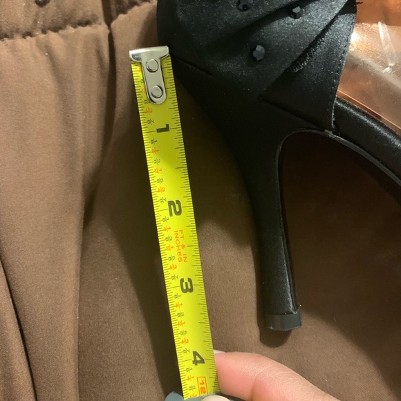 Nina Clova Black sandals - Picture 5 of 6